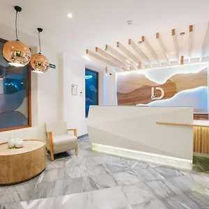 ** Aparthotel Debambu Atarazanas Spanje